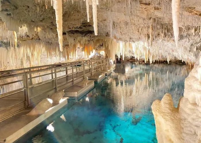 What are accessories needed for Bermuda Cave Swimming?